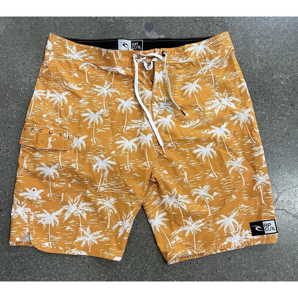 RIP CURL size 38  MEN board shorts surf swimwear yachting ocean Quick Dry
